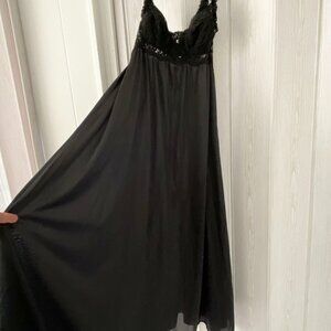 Long Black Nightgown - Lace Bodice, Silky Skirt Nightie - Elastic Straps - sz L